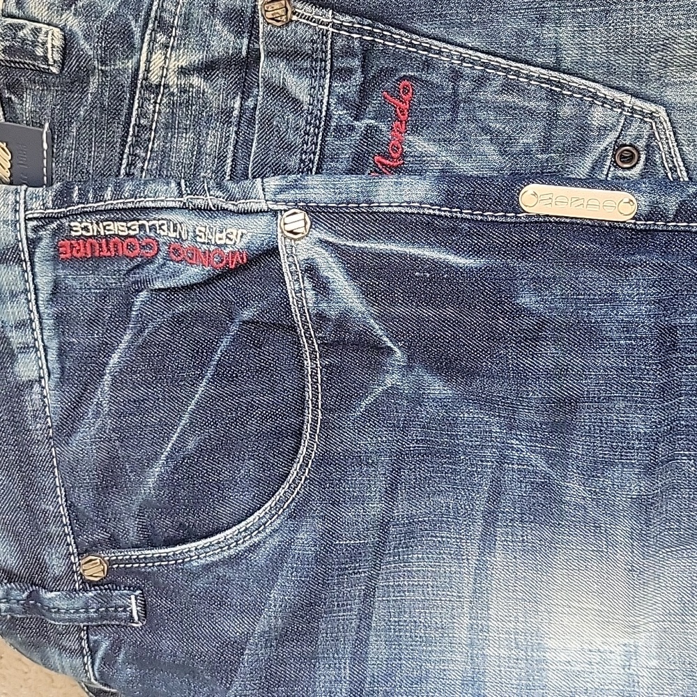 MONDO JEANS - Picture 4 of 8